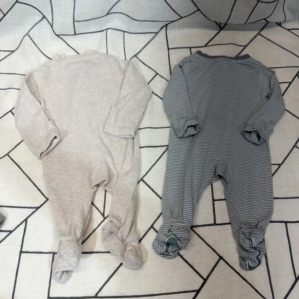 Nike Footed Sleepers Newborn Multicolor 5-Pack Bundle Zip Up Rompers